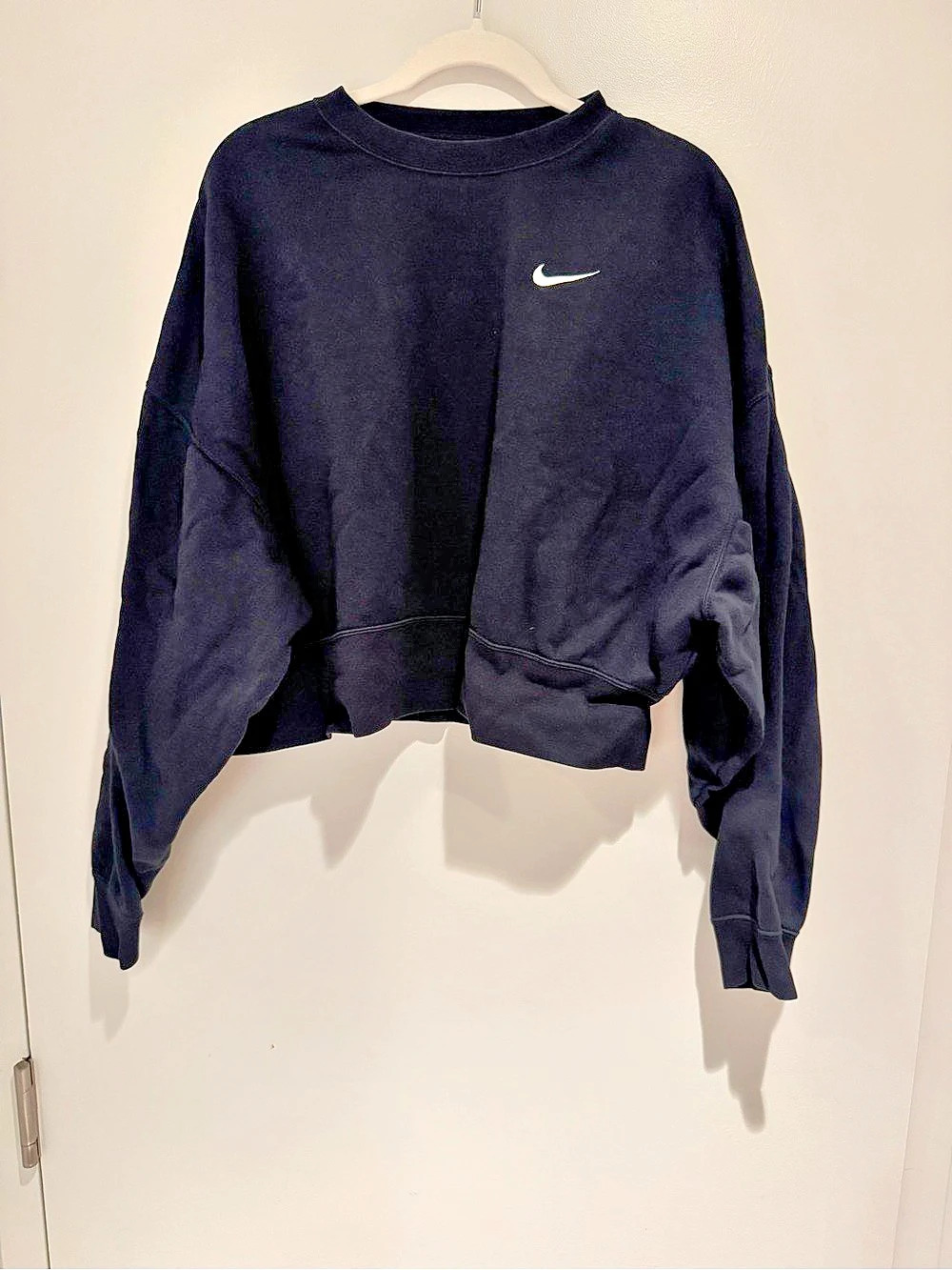 Nike Sportswear Phoenix Fleece Over-Oversized Crew-Neck Sweatshirt Black Cropped